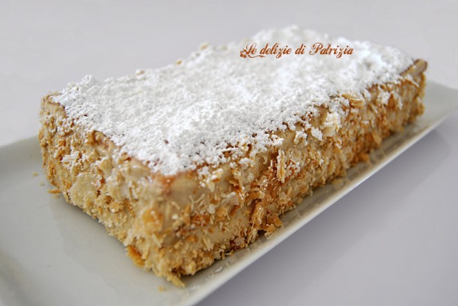 Millefoglie con crema pasticcera al caffè copiaMillefoglie con crema pasticcera al caffè