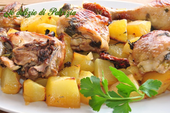 Pollo marinato e patate al forno
