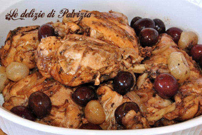 Pollo alla cacciatora con olive e cipolline