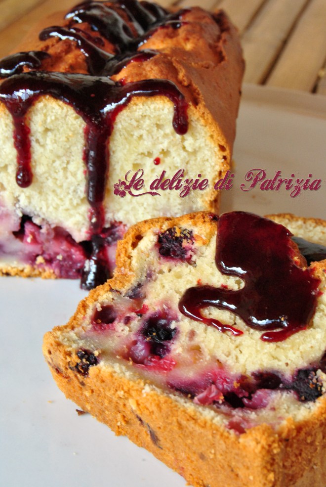 Plumcake ai frutti di bosco