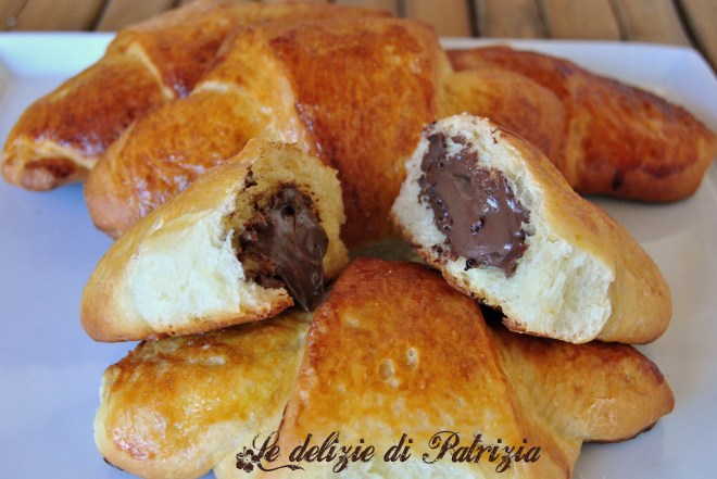 Cornetti in pasta brioche