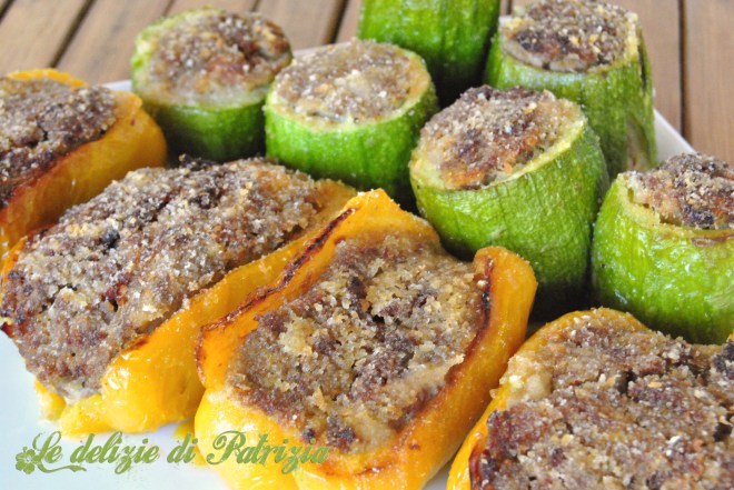 Peperoni e zucchine ripieni