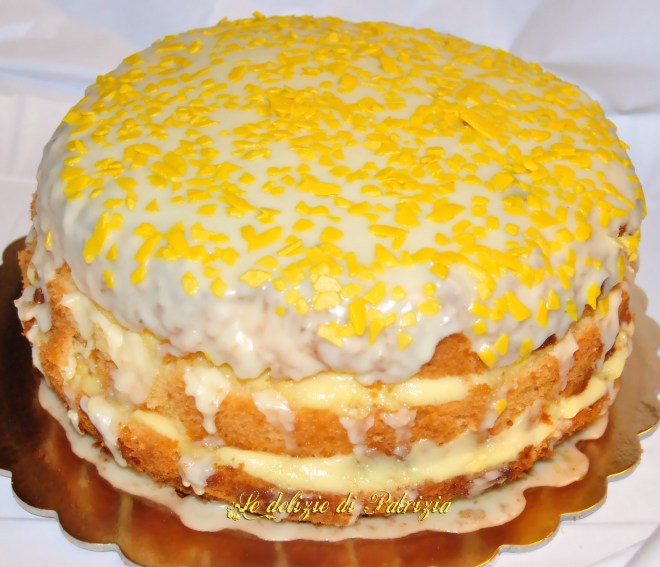 Chiffon con crema pasticcera e glassa al limone ©Le delizie di Patrizia Gabriella Scioni Ph.