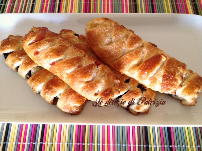 Sfogliatine con banana e cioccolato  ©Le delizie di Patrizia Gabriella Scioni