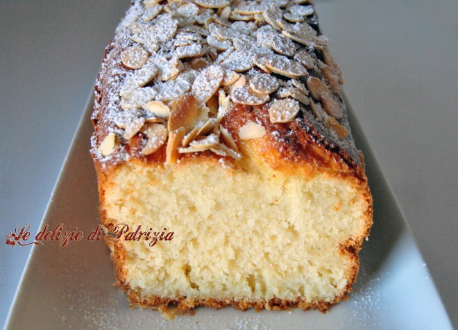 Plumcake alle mandorle