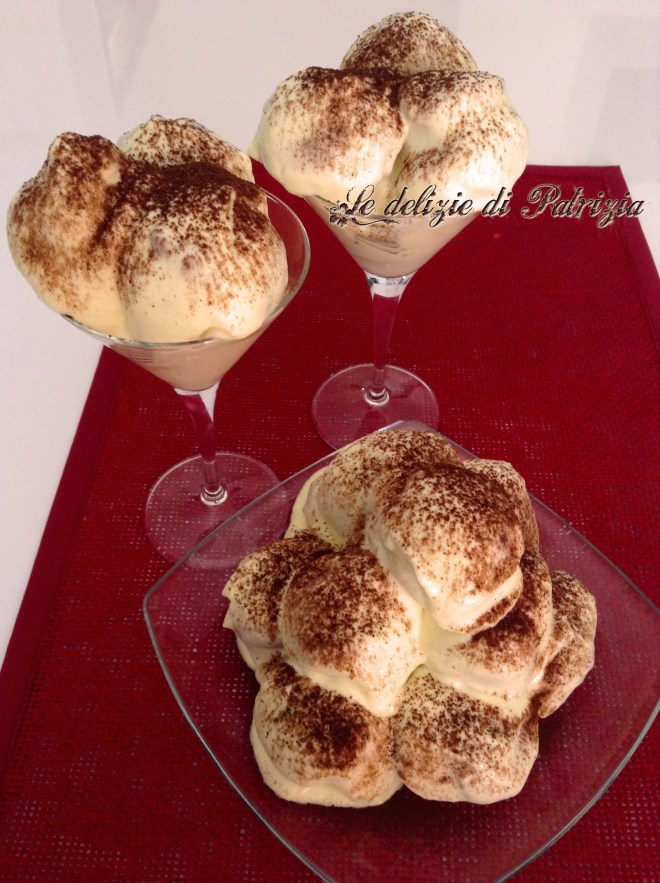 Profiteroles tiramisù