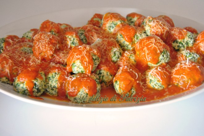 Bocconcini di ricotta e spinaci (saltimbocca alla sarda)