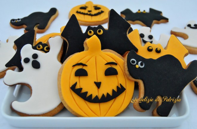 Biscotti di mandorla e mirto