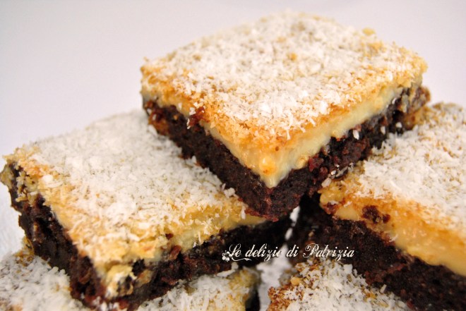 Brownies con latte condensato e cocco