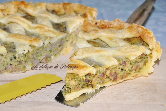 Torta rustica di zucchine e salsiccia1