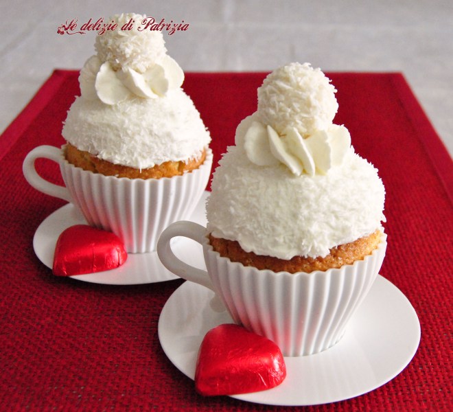 Muffin panna e cocco in tazza