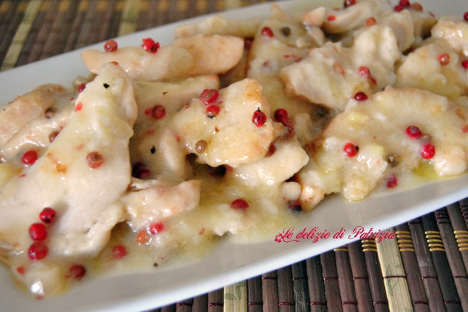 Tagliata di pollo con limone e pepe rosa