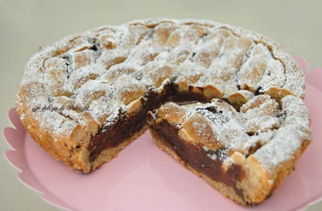 Crostata morbida alla nocciola con farcia alla nutella