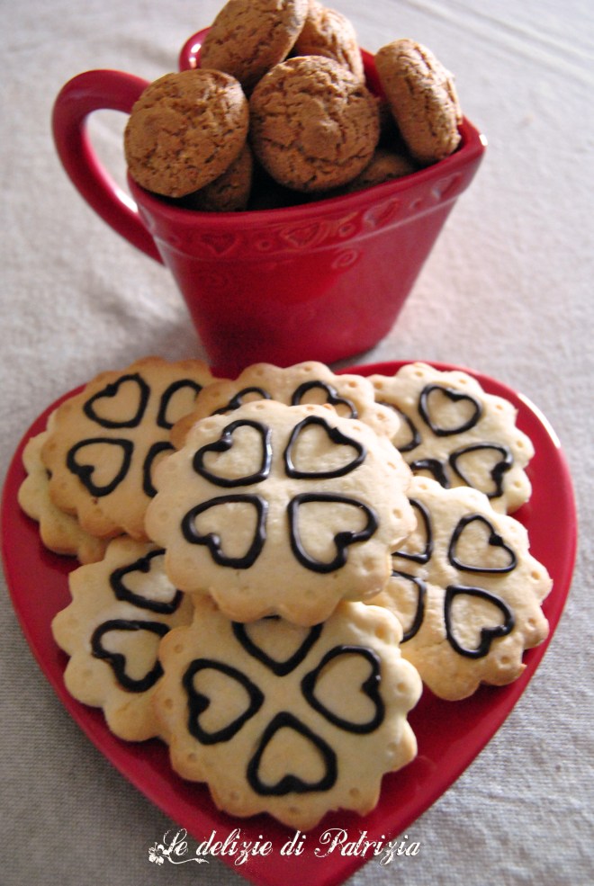 Frollini all'amaretto