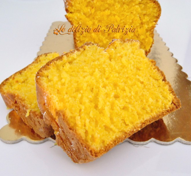 Plumcake con carote e mandorle