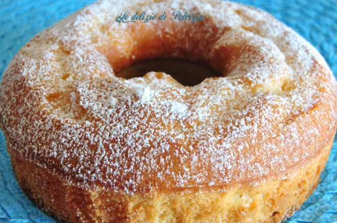 Ciambella allo yogurt profumata al limone