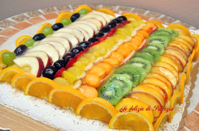 Crostata all’arancia con crema e frutta